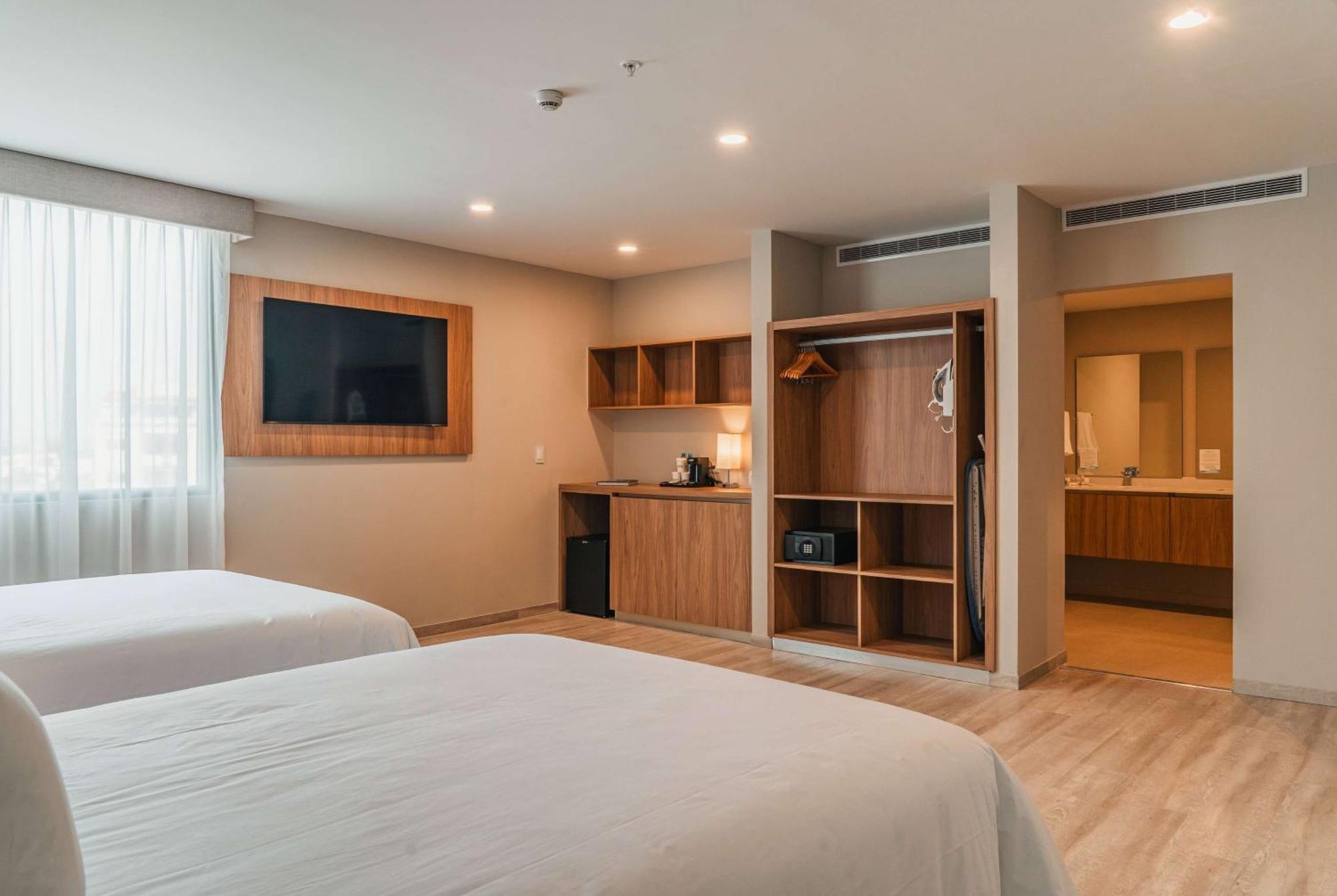 Wyndham Garden Marina 3* Mazatlán