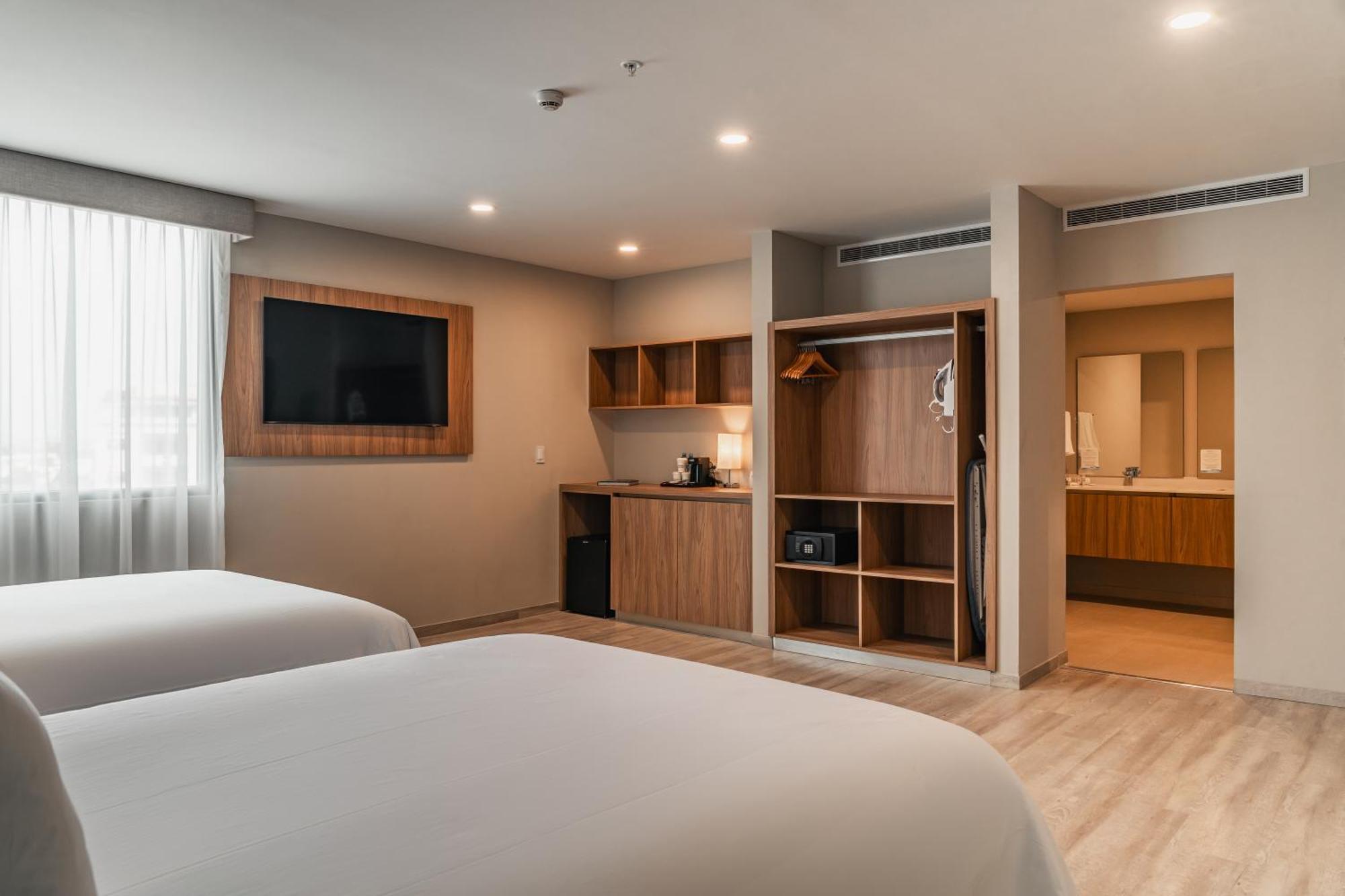 Wyndham Garden Marina Hotel Mazatlán